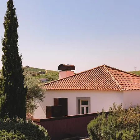 Casal De - Turismo De Habitacao Tralhariz