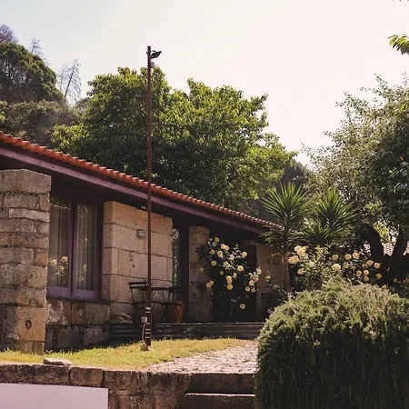 Casal De - Turismo De Habitacao * Tralhariz