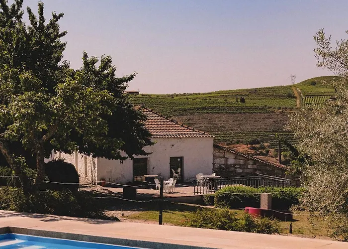 Casal De - Douro Valley * Tralhariz